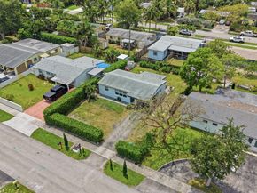 330 NE 59th Court, Oakland Park FL 33334