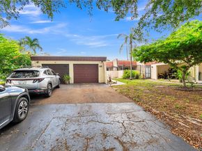 9820 NW 65th Court B13, Tamarac FL 33321