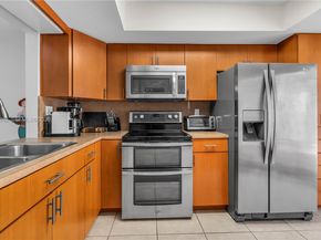 9820 NW 65th Court B13, Tamarac FL 33321