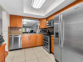 9820 NW 65th Court B13, Tamarac FL 33321