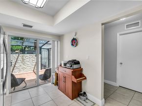 9820 NW 65th Court B13, Tamarac FL 33321