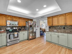 620 Lake Dasha Circle, Plantation FL 33324