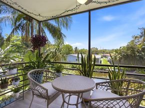 111 Royal Park Drive 2E, Oakland Park FL 33309