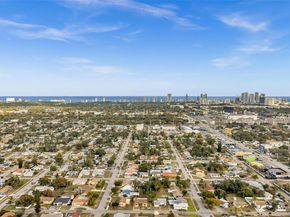 2431 Mayo Street, Hollywood FL 33020