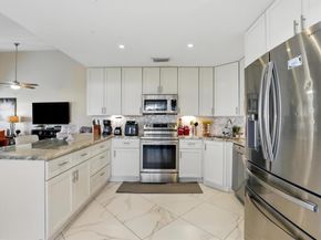 4491 Willow Pond Road Apt B, West Palm Beach FL 33417