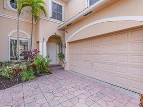 1190 Canyon Way, Wellington FL 33414