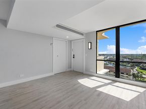 136 Lakeshore Dr T10, North Palm Beach FL 33408