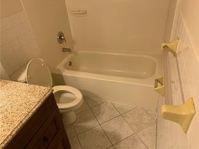 206 SW 1st Street J4, Pompano Beach FL 33060