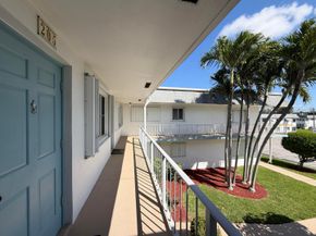3402 Cynthia Lane 205, Lake Worth Beach FL 33461