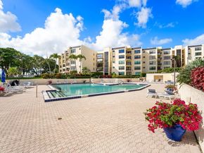 364 Golfview Road 505, North Palm Beach FL 33408