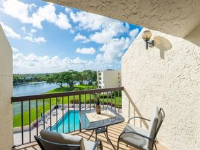 364 Golfview Road 505, North Palm Beach FL 33408