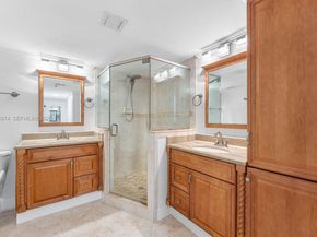 364 Golfview Road 505, North Palm Beach FL 33408