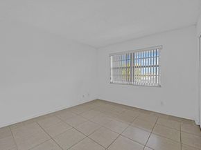8735 Ramblewood Drive 409, Coral Springs FL 33071