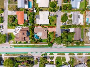 124 Bonnie Briar Lane, Delray Beach FL 33444