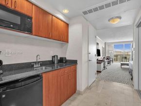 18001 Collins Avenue 917, Sunny Isles Beach FL 33160