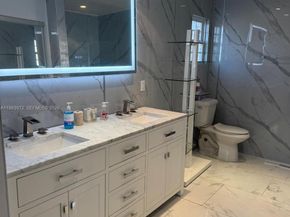1721 SW 84th Avenue, Davie FL 33324