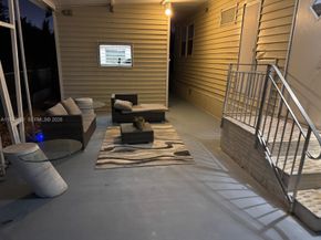 1721 SW 84th Avenue, Davie FL 33324