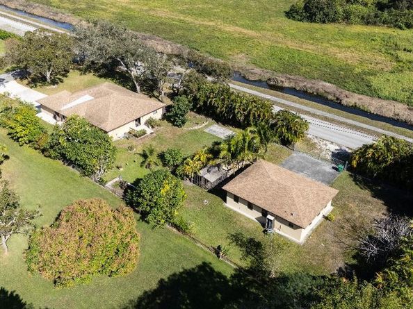 13602 SW 24th Street, Davie FL 33325
