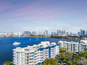 16546 NE 26th Avenue 3J, North Miami Beach FL 33160