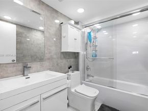 16546 NE 26th Avenue 3J, North Miami Beach FL 33160