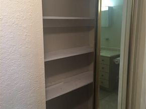 15600 NW 7th Avenue 421, Miami FL 33169