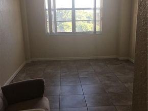 15600 NW 7th Avenue 421, Miami FL 33169