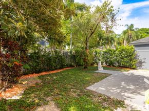9812 NW 2nd Court, Plantation FL 33324