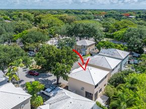 9812 NW 2nd Court, Plantation FL 33324