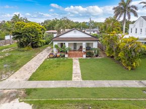 137 NW 20th Street, Homestead FL 33030