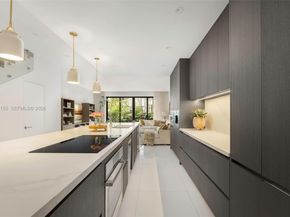 2986 Coconut Avenue, Coconut Grove FL 33133