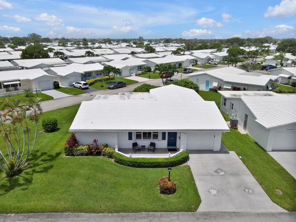 2087 SW 12th Avenue, Boynton Beach FL 33426