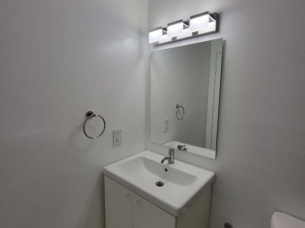 3300 SW 9th Ter, Miami FL 33135