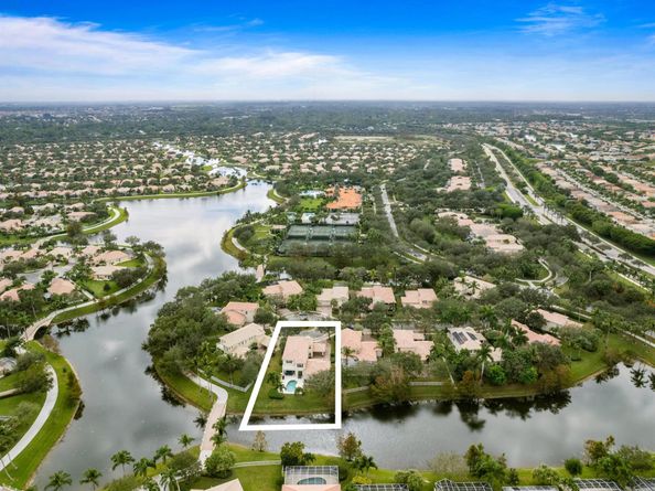 8417 Arima Lane, Wellington FL 33414