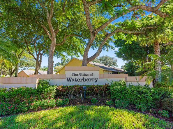 10800 Waterberry Dr 10800, Boca Raton FL 33498