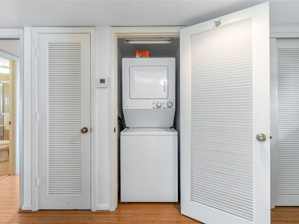 271 S Hollybrook Dr 304, Pembroke Pines FL 33025