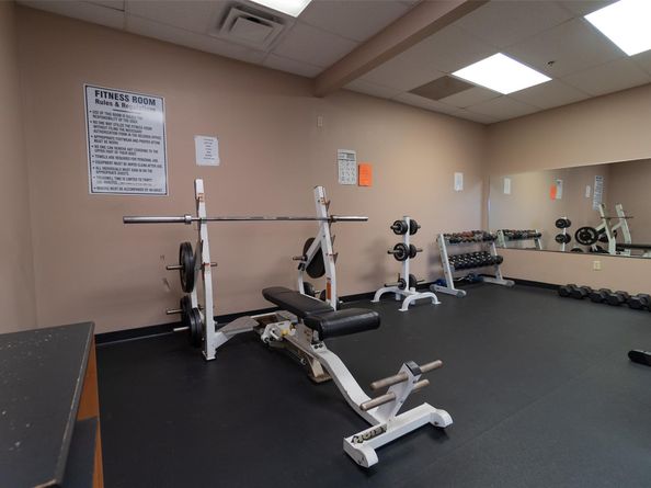 271 S Hollybrook Dr 304, Pembroke Pines FL 33025