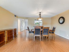 271 S Hollybrook Dr 304, Pembroke Pines FL 33025