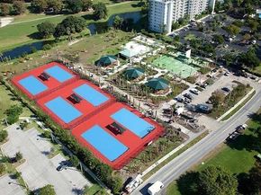 2851 S Palm Aire Dr 109, Pompano Beach FL 33069