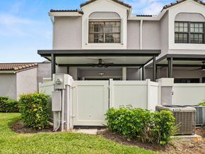 11652 NW 11th St, Pembroke Pines FL 33026