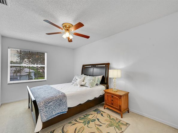 11600 NW 52nd Ct, Coral Springs FL 33076