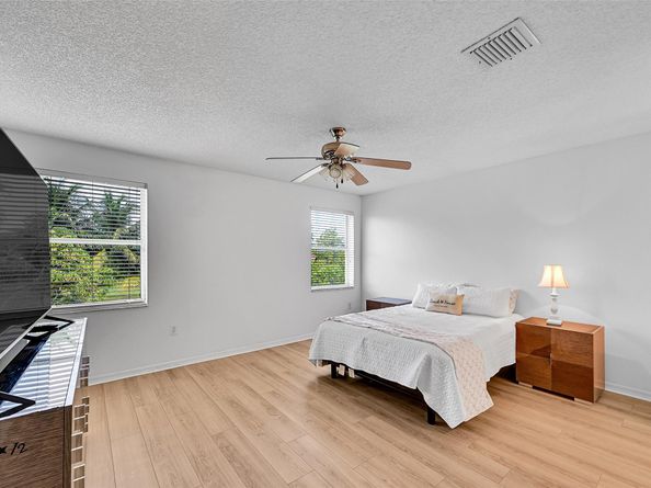 11600 NW 52nd Ct, Coral Springs FL 33076