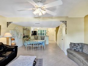 2563 NE 15th St 2563, Pompano Beach FL 33062