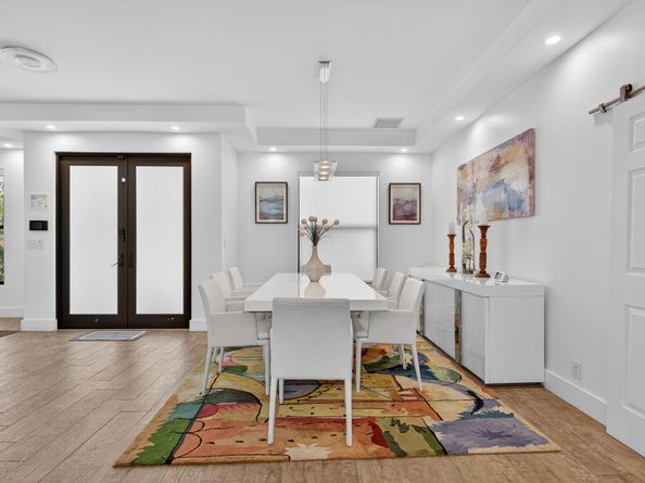 2460 NE 36th St, Fort Lauderdale FL 33308