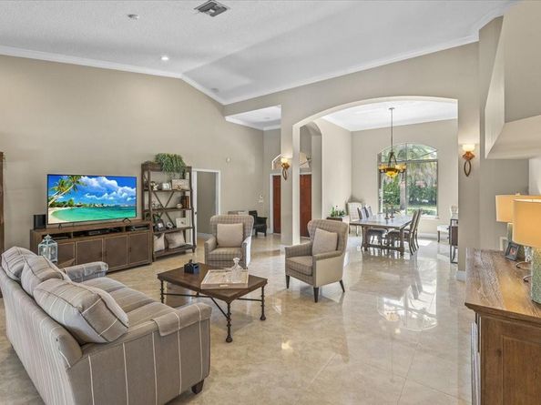 541 NW 110th Ave, Plantation FL 33324