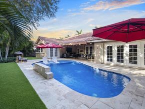 541 NW 110th Ave, Plantation FL 33324