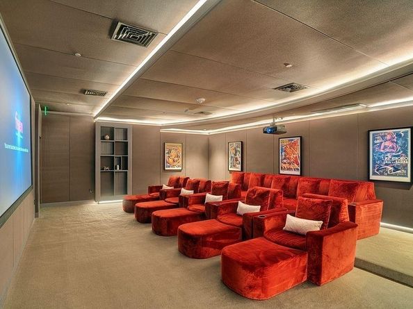 1000 Brickell Plz 4214, Miami FL 33131