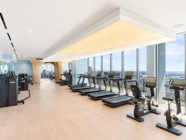 1000 Brickell Plz 4214, Miami FL 33131