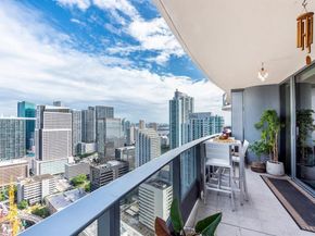 1000 Brickell Plz 4214, Miami FL 33131