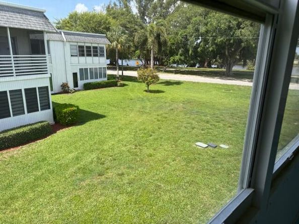 2880 Lake Osborne Drive 204, Lake Worth Beach FL 33461