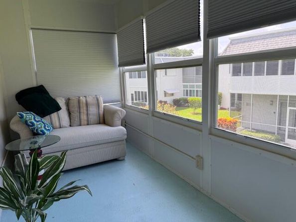 2880 Lake Osborne Drive 204, Lake Worth Beach FL 33461
